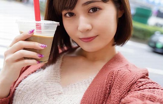 意識高い系の美人女子大生をMM号に引き込みキツ膣生挿れハメまくった！