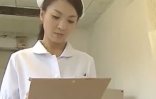 「ヘンリー塚本」婦人看護婦の足元を見た性欲怪獣ポコチンが厄介性強要