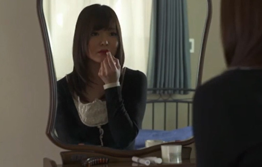 「輝尻妻」婦人のピンク尻を素性不明の男の勃起ポコチンが性の限界突破突き続ける昇天アクメ中出しSEX 碧しの