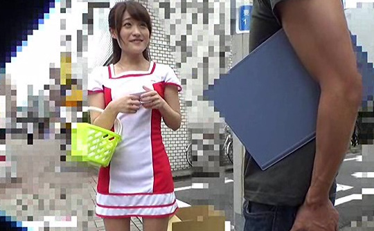 特上ギャルに変質者の不浄なポコチンでガン突きピストン性強要する中出しSEX