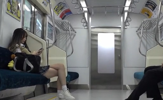 生意気盛り現役JK女子のパンちら痴女挑発で興奮状態の勃起ポコチンが限界を超えてドライブSEX 松本いちか