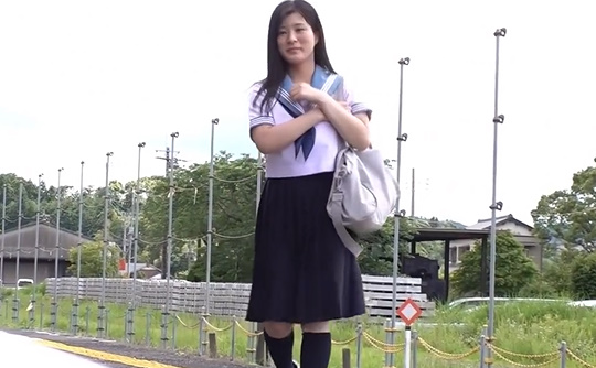 現役女子校生の純粋なBodyをゲス極み勃起男根で乱突き種付けファックする女壺数珠繋ぎ