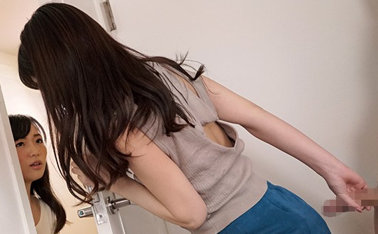 彼女のお姉さんが胸ちら魔乳をコケティッシュ悩殺で見せつけ陰茎を何遍も抜きまくるやべぇ精液搾取 桜空もも