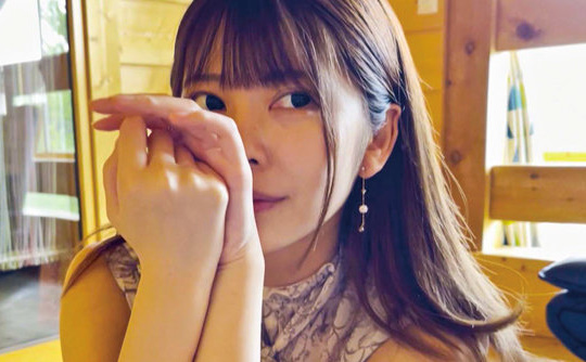 可愛い美少女のスマートクビレ肉ボディとむしゃぶり抱き合うプライベート 森日向子