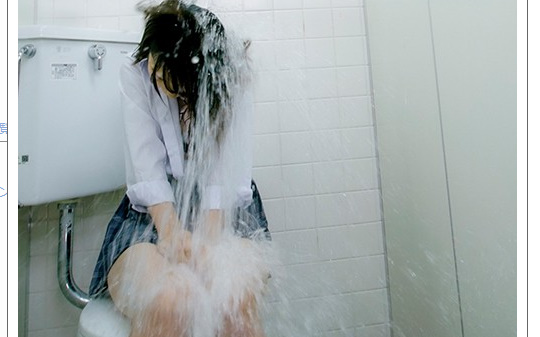 制服美少女のもも色肉ボディがイジメ輪姦で公開性交