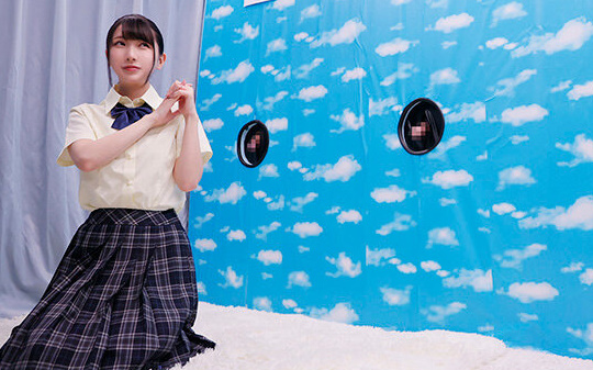 しゃぶり好き現役美少女校生がカレシのチ○ポを猥褻なクチビルで当てちゃうマジックM号バトル