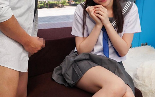 ピチピチ現役美少女校生の純粋な頬笑にプリチン見せつけ狂乱オナニーするスプラッシュ