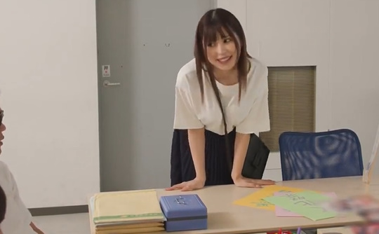 可愛いプリ乳カノジョが陰キャ達のヤリた過ぎな男子根責めで強襲調教された寝取られ情事