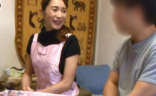 １時間３千円の掃除代行サービスは竿の掃除もやってくれるらしい。