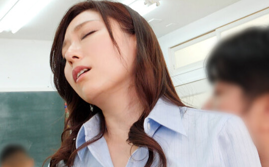 絶頂授業で10倍濡れた聖職者の理性がぶっ飛ぶ気持ちよすぎる静寂の愛撫。白木優子