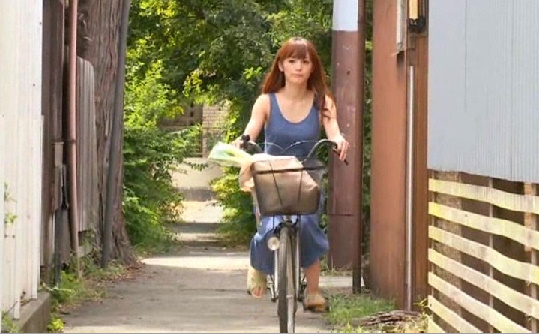 『ながえ』疼くあそこにチャリで