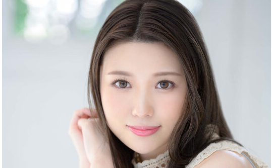 美貌と名器で男を殺す才色兼備な31歳現役受付嬢。高坂ニナ