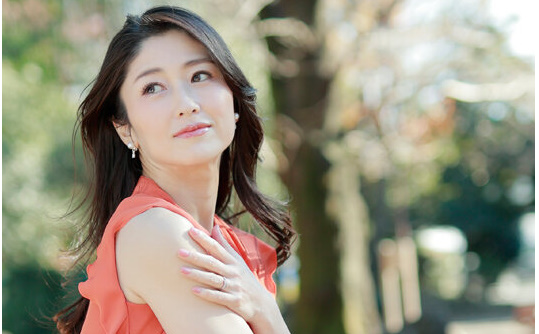 いいオンナとして輝きたい他人の竿に狂喜して花咲くマ●コ。春谷美雨