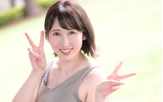 年下男を惚れさせちゃう魔性系いい女の透明感あふれる性交情事。奥美遥