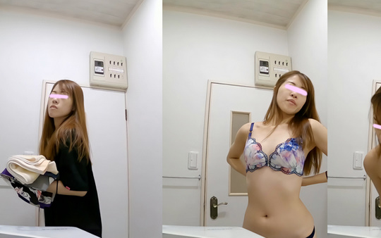 [2nd]俺の姉がこんなに足を広げたらあそこはピンク色だった