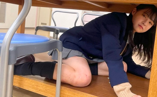 【優等生】制服パンチラvol.5