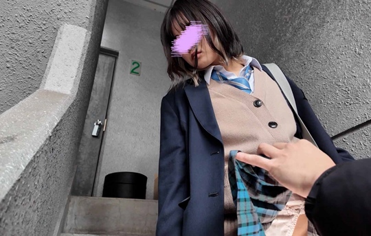 kirakira☆JK_哀愁フォレフォレTバック♡☆＃顔出し＃パンチラ＃逆さ＃盗撮＃青チェ＃Tバック