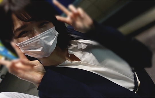 （人気のコ再来）あの日から興奮が忘れられない すっかり貞操観念がぶっ壊れてしまった彼女 プール付きホテルでメス堕ち中出し