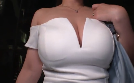 溜まりまくった大量をぶっ放しプリ乳ヒトヅマの Hcupな性交にくたい 織田真子