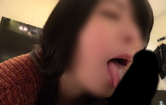 個撮)寸止めテクニックに悶絶。性欲ヤバみなドスケベ女子大生のノーハンドフェラ