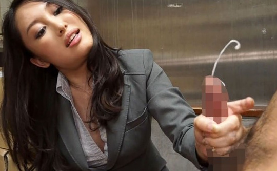 仕事中に魅惑してくる妖女奥さん社員のパンスト愛脚に勃起負けしたM男子の悲しき射精