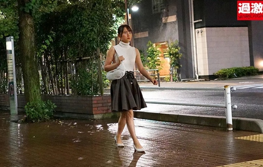 「鑑賞要警戒」ブッ飛んだ極悪ち〇ぽが美人のくびれプリ尻を性の限界まで乳繰る性強要