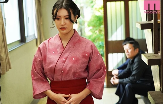 日が昇るまでま〇こ接待を性強要されたデカ乳女店主とオジ達との極悪性の狂宴で言いなり肉便器と化した