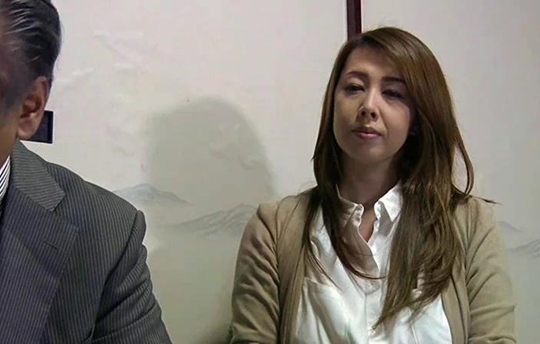 「ヘンリー」絶対に秘密！旦那にばれたらやべぇのよ！それでも他人のち〇ぽは止められない