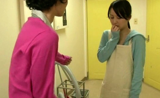 オッサンのねっとねと濃厚キスにドハマりした若奥さんの体は過去に戻れない　岩佐あゆみ