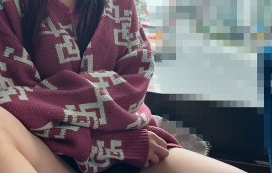 【撮影バレ→見せつけ#20】美少女の見せつけサービス→連行され生P手コキで絞られる・・・